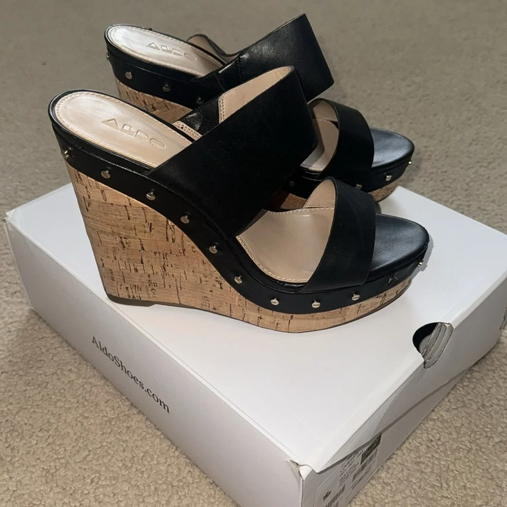 Aldo Loviesien Wedges - 7.5 - Picture 2 of 5